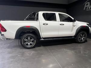 Toyota Hilux 2.4GD-6 double cab 4x4 Raider X auto - Image 4