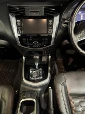Nissan Navara 2.5DDTi double cab LE Plus - Image 10
