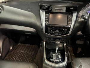 Nissan Navara 2.5DDTi double cab LE Plus - Image 8