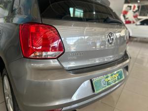 Volkswagen Polo Vivo hatch 1.6 Comfortline auto - Image 5