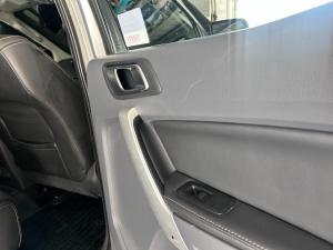 Ford Ranger 3.2TDCi double cab 4x4 XLT auto - Image 12