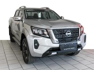 Nissan Navara 2.5DDTi double cab LE Plus - Image 1