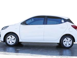 Hyundai Grand i10 1.0 Premium hatch - Image 4