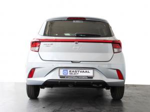 Hyundai Grand i10 1.0 Premium hatch - Image 8