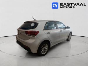 Kia Rio hatch 1.2 LS - Image 7