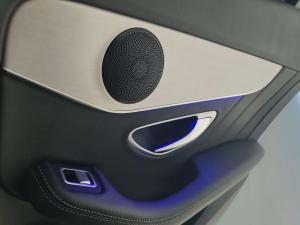 Mercedes-Benz C-Class C200 - Image 18