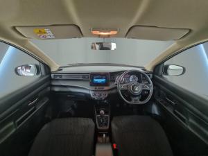 Suzuki Ertiga 1.5 GL manual - Image 9