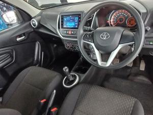 Toyota Vitz 1.0 XR manual - Image 13