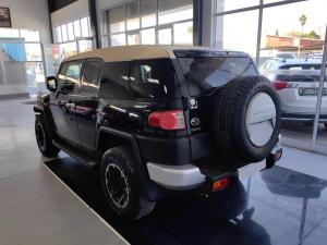 Toyota FJ Cruiser FJ Cruiser - Image 4