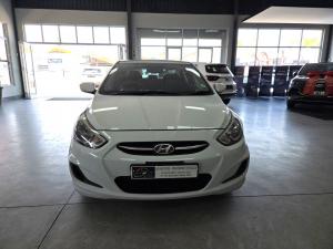 Hyundai Accent sedan 1.6 Motion - Image 2