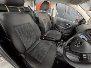 Volkswagen Polo Vivo hatch 1.4 - Image 12