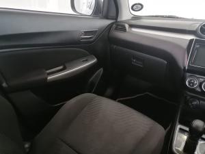 Suzuki Swift 1.2 GLX auto - Image 17