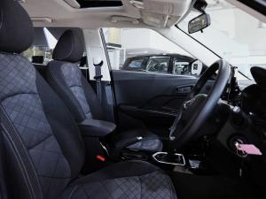 Mahindra XUV 3XO 1.2T MX3 manual - Image 11