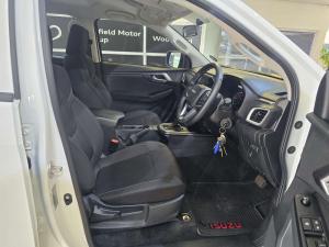 Isuzu D-Max 3.0TD double cab LS 4x4 auto - Image 15