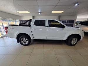 Isuzu D-Max 3.0TD double cab LS 4x4 auto - Image 6