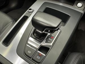 Audi Q5 40TDI quattro S line - Image 15