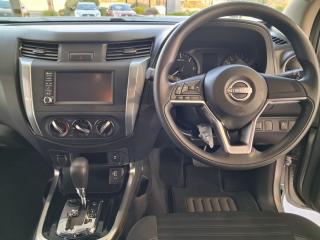 Nissan Navara 2.5DDTi double cab SE auto