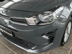 Kia Rio hatch 1.4 LS auto - Image 4