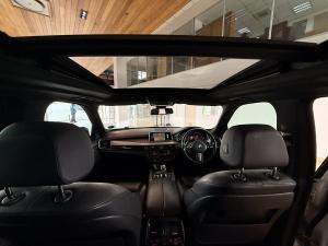 BMW X5 M50d - Image 12