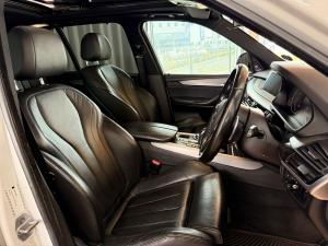 BMW X5 M50d - Image 16