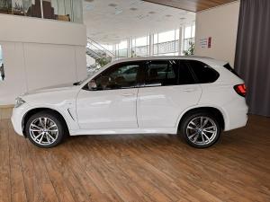 BMW X5 M50d - Image 9
