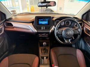 Toyota Starlet Cross 1.5 XS manual - Image 12