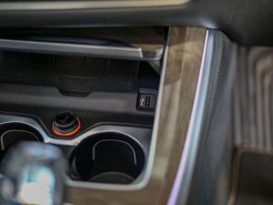 BMW X5 M50d - Image 19