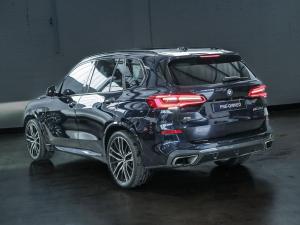 BMW X5 M50d - Image 5