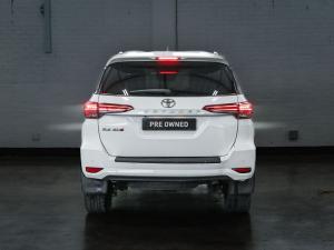 Toyota Fortuner 2.4GD-6 auto - Image 9