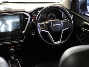 Isuzu D-Max 3.0TD double cab LSE 4x4 - Image 12