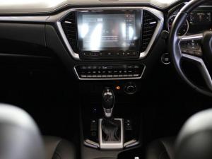 Isuzu D-Max 3.0TD double cab LSE 4x4 - Image 18