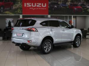 Isuzu mu-X 3.0TD LSE 4WD - Image 6