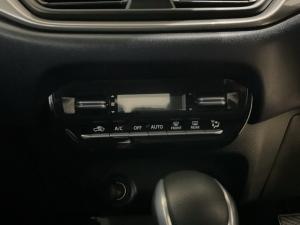 Toyota Starlet 1.5 XS auto - Image 16