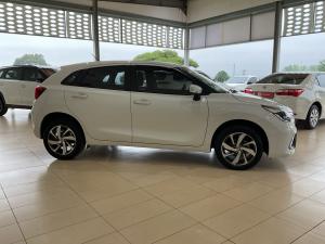 Toyota Starlet 1.5 XS auto - Image 3