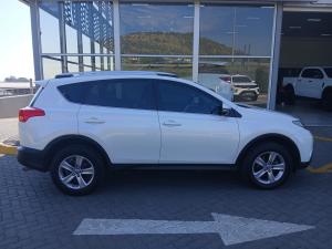 Toyota RAV4 2.0 GX auto - Image 3