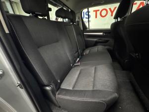 Toyota Hilux 2.8GD-6 double cab Raider auto - Image 15