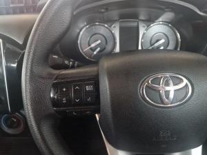 Toyota Hilux 2.4GD-6 Xtra cab Raider manual - Image 8