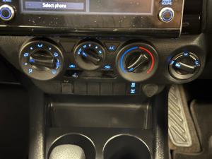 Toyota Hilux 2.4GD-6 double cab 4x4 Raider X auto - Image 14