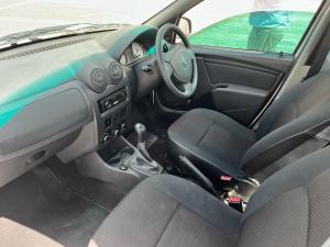 Nissan NP200 1.6i - Image 7