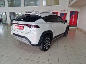 Toyota Starlet Cross 1.5 XR auto - Image 2