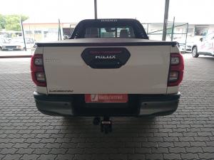 Toyota Hilux 2.8GD-6 Xtra cab Legend auto - Image 5