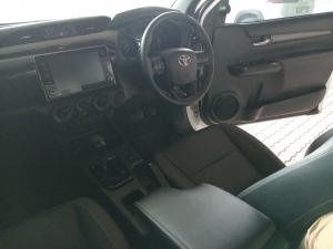 Toyota Hilux 2.8GD-6 Xtra cab Legend auto - Image 7