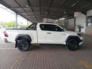 Toyota Hilux 2.8GD-6 Xtra cab Legend auto - Image 3