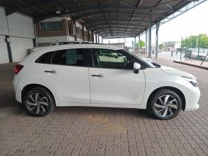 Toyota Starlet 1.5 XR auto - Image 3