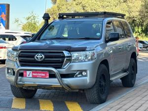 Toyota Land Cruiser 200 4.5D-4D V8 GX - Image 11