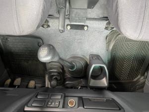 Toyota Land Cruiser 79 4.5D-4D V8 double cab LX - Image 8