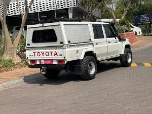 Toyota Land Cruiser 79 4.5D-4D V8 double cab LX - Image 2