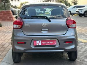 Toyota Vitz 1.0 XR manual - Image 5