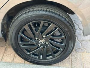 Toyota Vitz 1.0 XR manual - Image 12