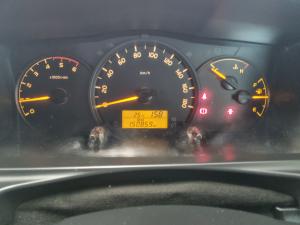 Toyota Hiace 2.5D-4D bus 14-seater GL - Image 9